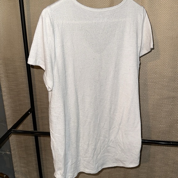 White oversized Hollister tee size small - Picture 3 of 3